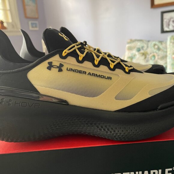 Under Armour Nova Slip on Women's Sneakers Size 12.5 NIB SALE!! (RETAIL 160) - Picture 6 of 9